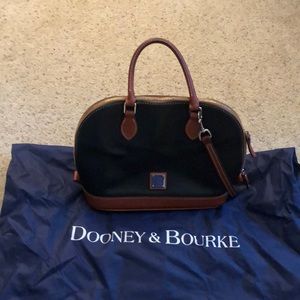 Dooney & Bourke bag